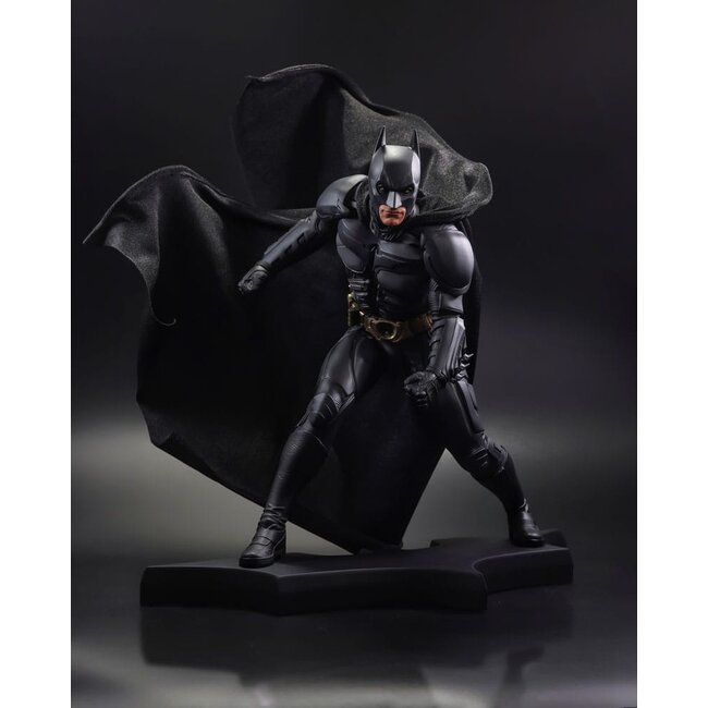 DC Direct  Statue DC Movie Statues Batman (The Dark Knight) 24 cm
