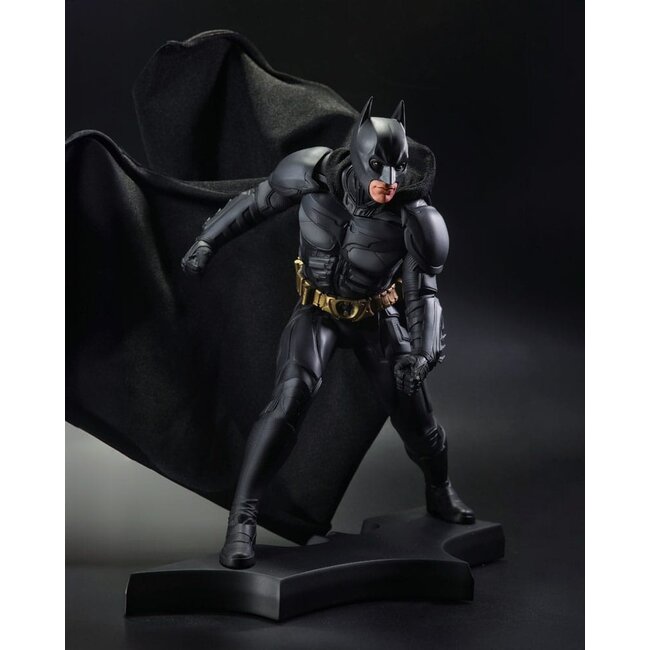 DC Direct Resin Statue DC Movie Statues Batman (The Dark Knight) 24 cm