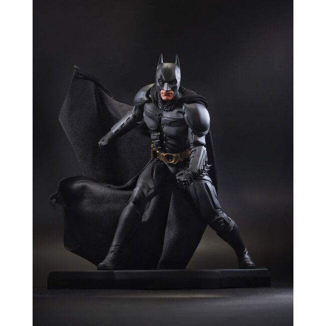 DC Direct Resin Statue DC Movie Statues Batman (The Dark Knight) 24 cm