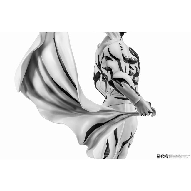 Batman PX PVC Statue 1/8 SDCC 2024 Superman Black & White Version 30 cm