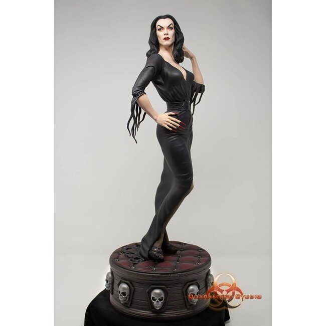 Vampira Statue 1/6 Queen of the Ghouls 43 cm