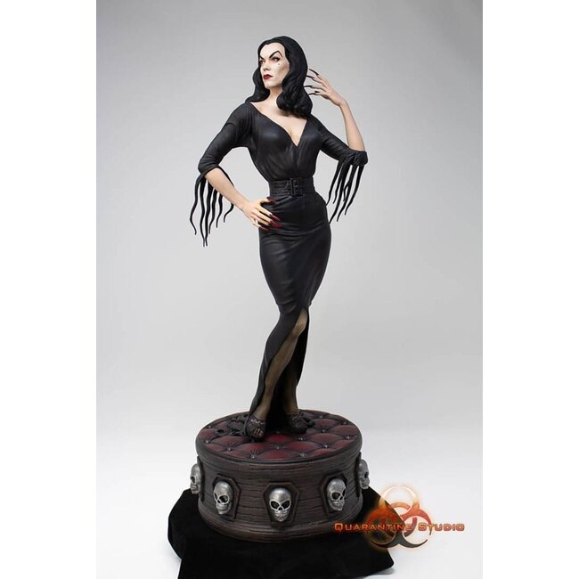 Vampira Statue 1/6 Queen of the Ghouls 43 cm