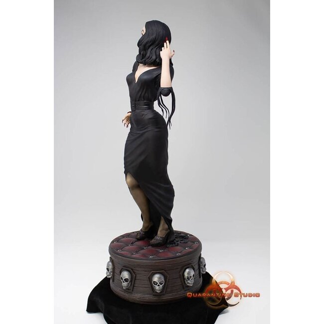 Vampira Statue 1/6 Königin der Ghule 43 cm