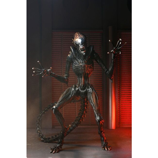 Alien: Romulus Ultimate Actionfigur Scorched Xenomorph 23 cm