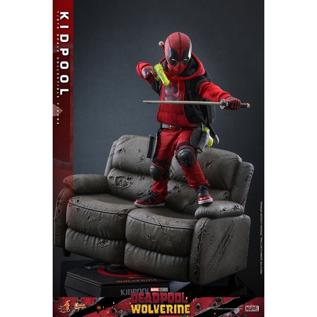 Deadpool & Wolverine Movie Masterpiece Actionfigur 1/6 Kidpool 22 cm