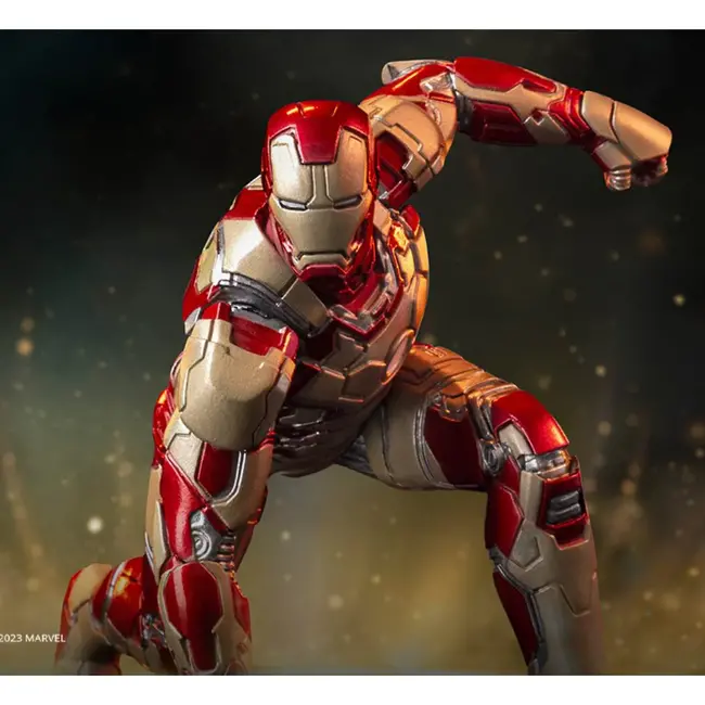 Iron Man MK42 Statue im Maßstab 1:10 - Exklusiv CCXP23