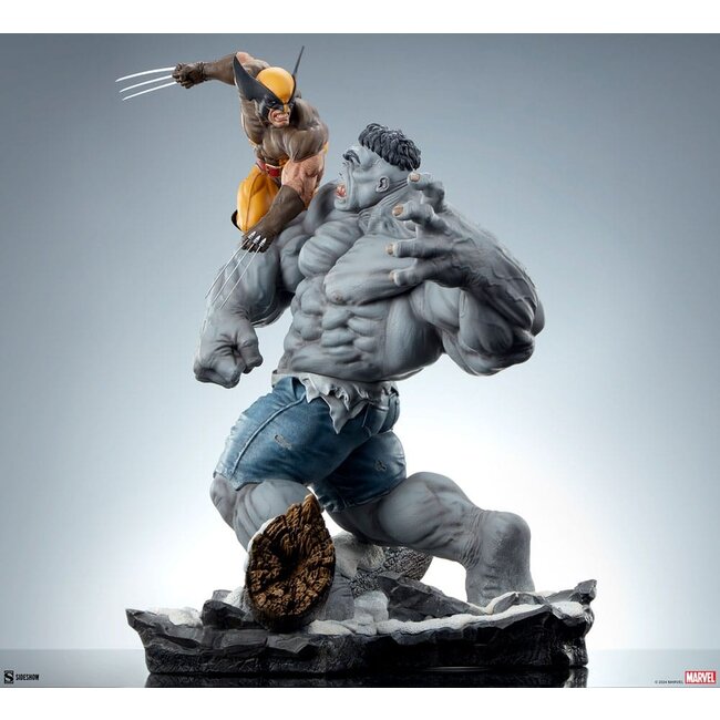 Marvel Statue Grey Hulk vs Wolverine 58 cm