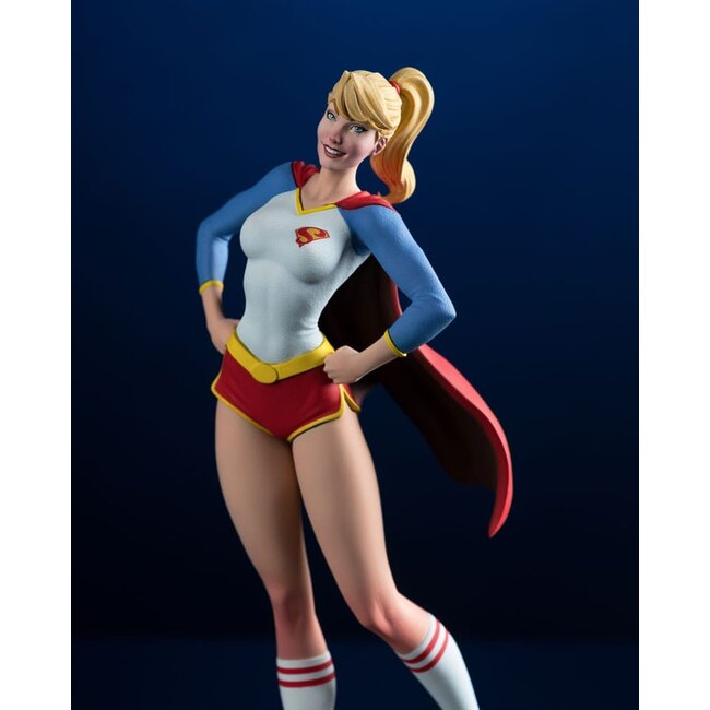 DC Cover Girls Statue 1/8 Supergirl by J. Scott Campbell 25 cm