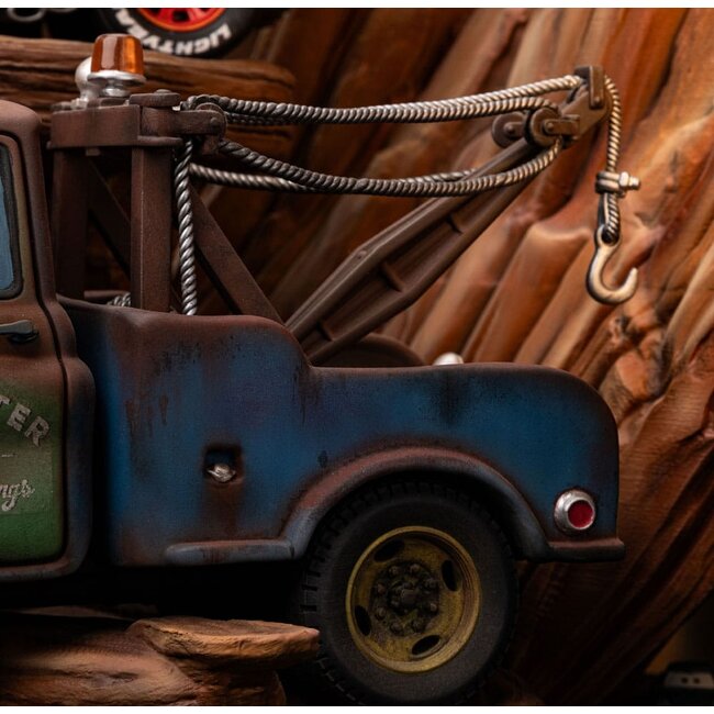 Cars Deluxe Art Scale Statue 1/10 Lightning McQueen & Tow Mater 31 cm