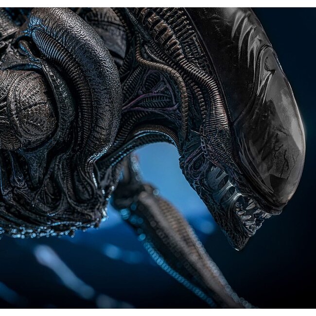 Alien: Romulus Movie Masterpiece Action Figure 1/6 Scorched Xenomorph 44 cm