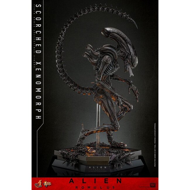 Alien: Romulus Movie Masterpiece Action Figure 1/6 Scorched Xenomorph 44 cm
