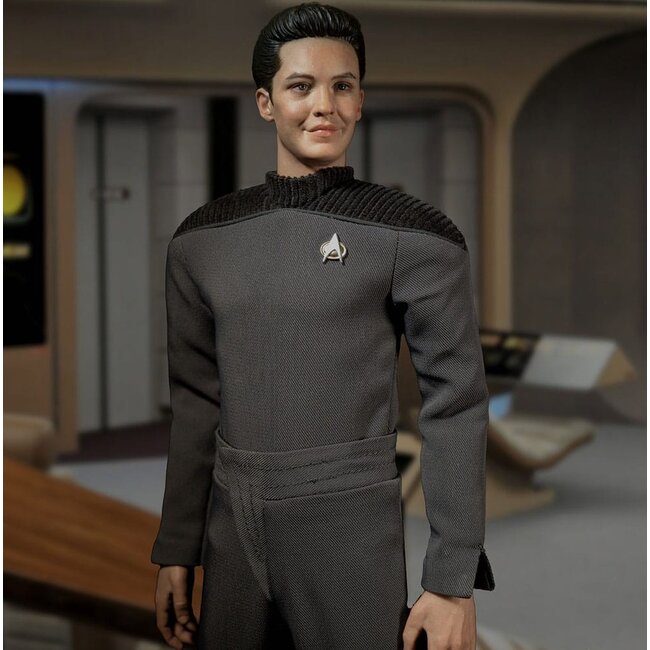 Star Trek: The Next Generation Action Figure 1/6 Wesley Crusher 30 cm