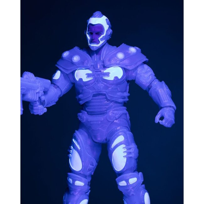 Batman & Robin DC Multiverse Actionfigur Mr. Freeze (Black Light Edition) (Gold Label) 18 cm