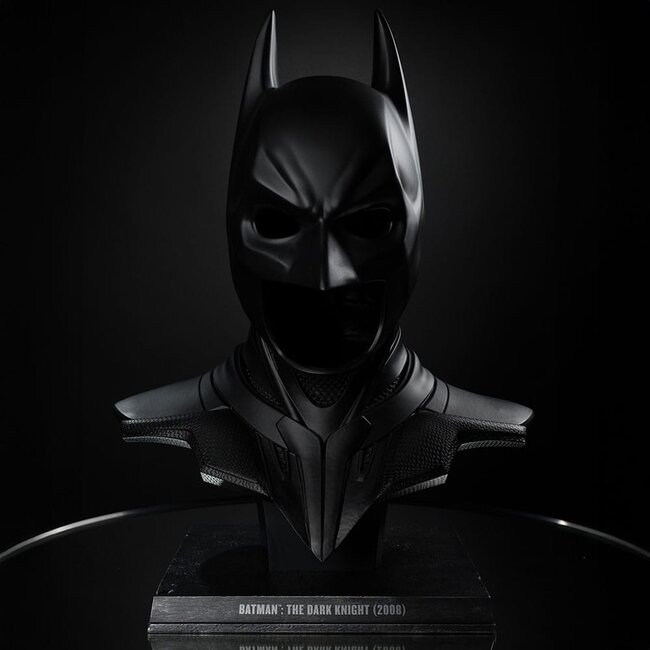The Dark Knight DC Direct Replika 1/1 Batman Kapuze 54 cm