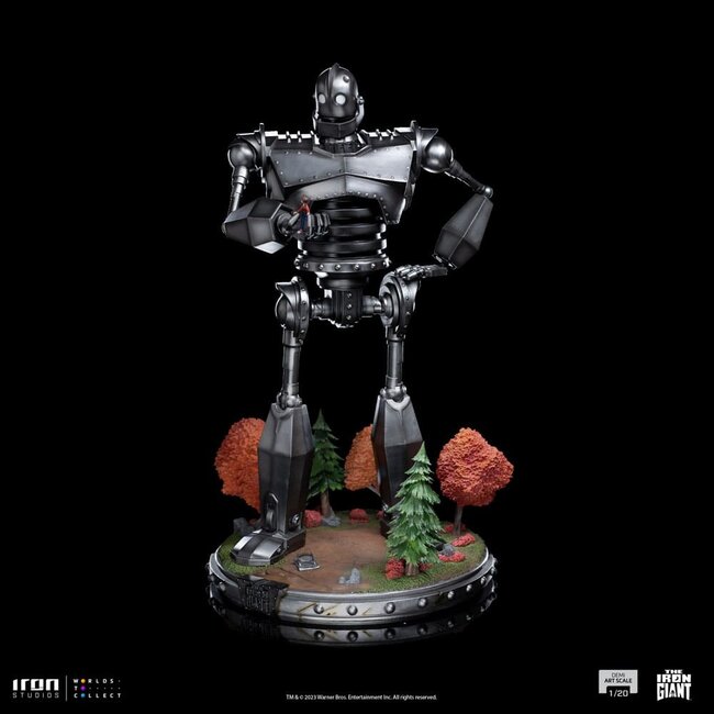 De Iron Giant Demi Art Schaalbeeld 1/20 Iron Giant & Hogarth Hughes 60 cm