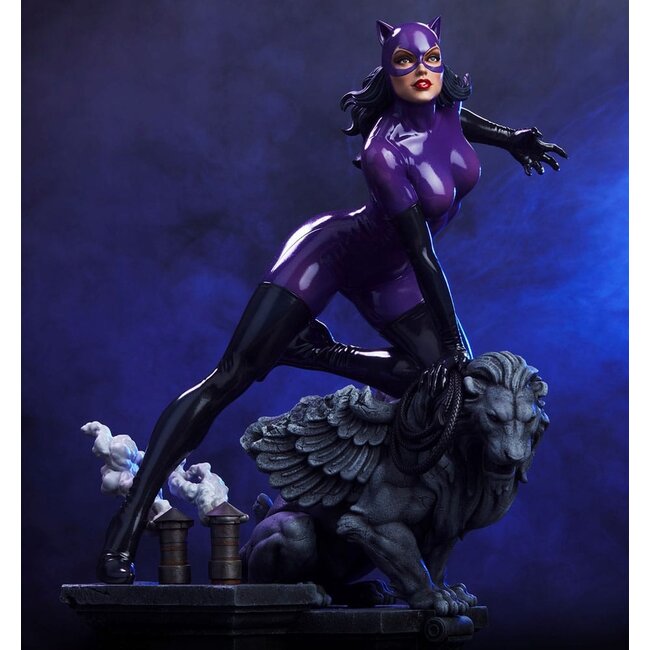 DC Comics Maquette 1/4 Catwoman (Lila Edition) 47 cm
