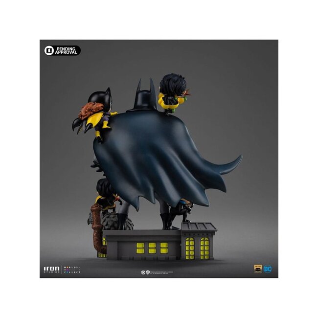Batman Animated icons PVC Figure Batman Family 18 cm