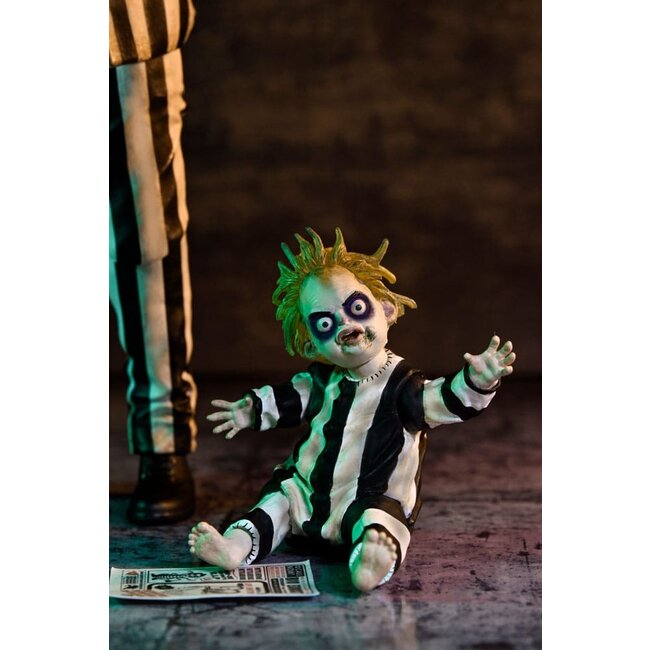 Beetlejuice Beetlejuice Action Figure 7 Scale Ultimate Striped Suit Beetlejuice 18 cm