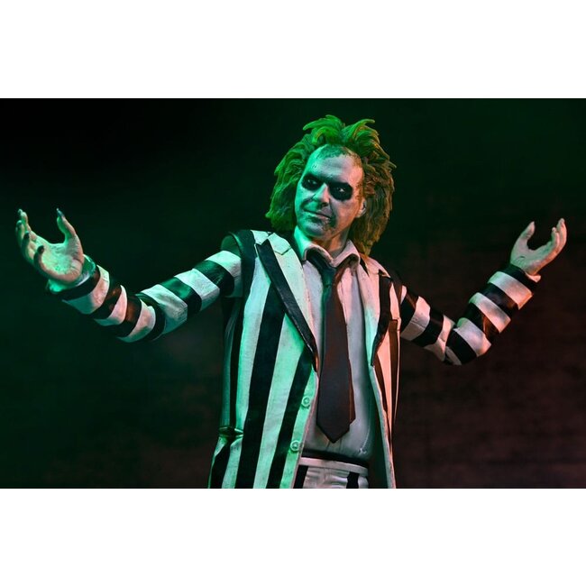Beetlejuice Beetlejuice Action Figure 7 Scale Ultimate Striped Suit Beetlejuice 18 cm