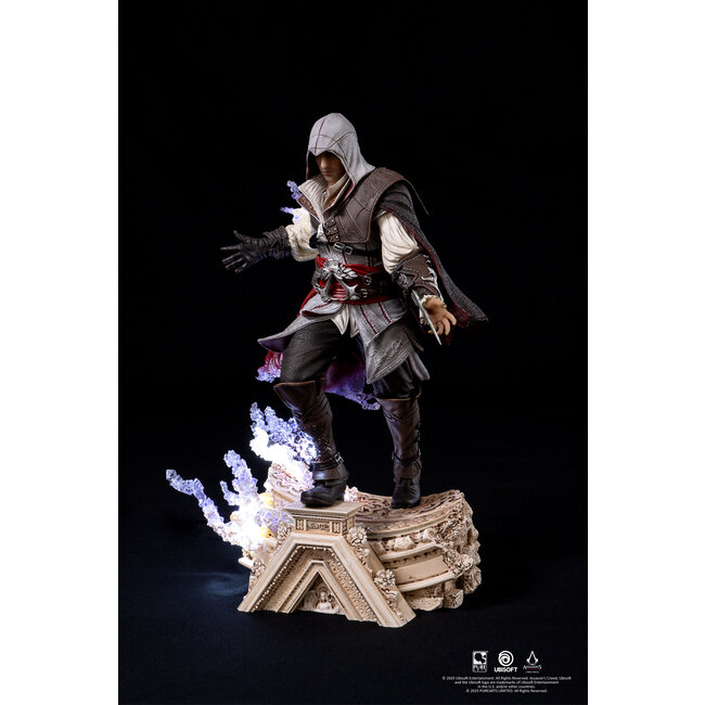 Assassin's Creed II Animus Statue 1/8 Ezio 27 cm