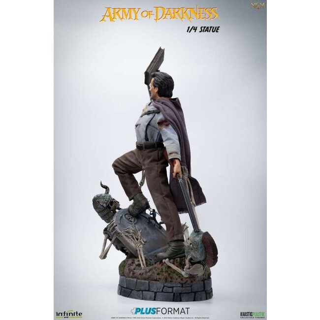 Army of Darkness Ash 1/4 Plus Format Statue