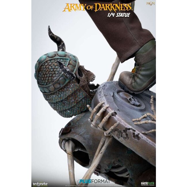 Army of Darkness Ash 1/4 Plus Format Statue