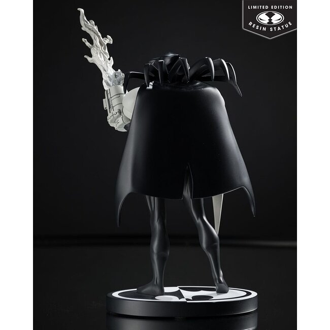 DC Direct Batman: Black & White Statue 1/10 Azrael von Joe Quesada 21 cm