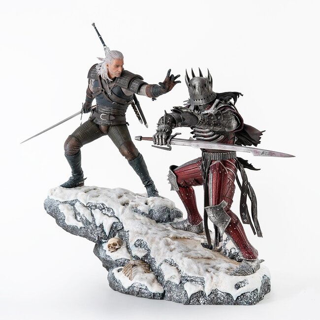 The Witcher: Geralt vs Eredin 1/6 Scale Diorama