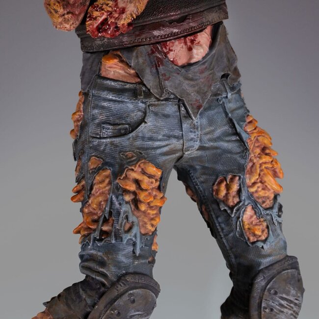 The Last of Us Part II PVC-beeld Gepantserde Clicker 22 cm