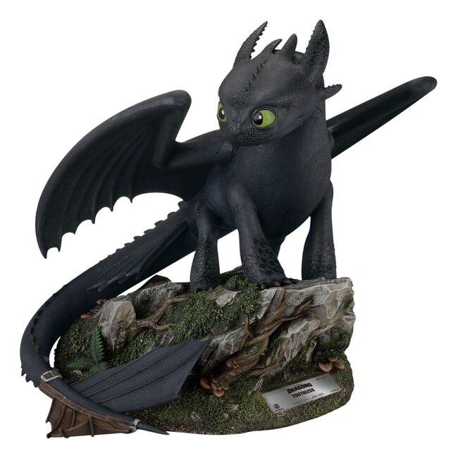 Dragons Master Craft Statue Standing Toothless 31 cm
