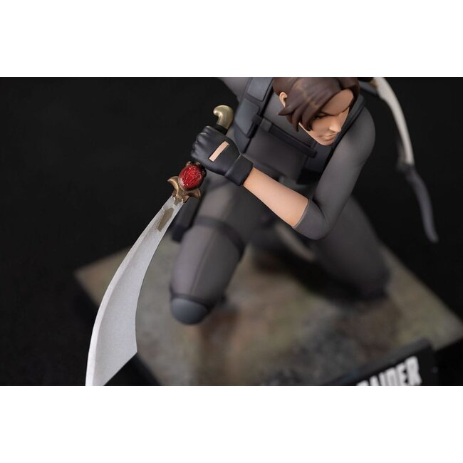 Tomb Raider PVC Statue The Legend of Lara Croft 19 cm