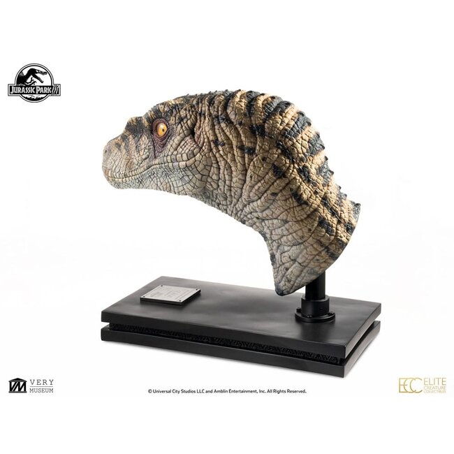 Jurassic Park III Bust Female Velociraptor White Queen 75 cm