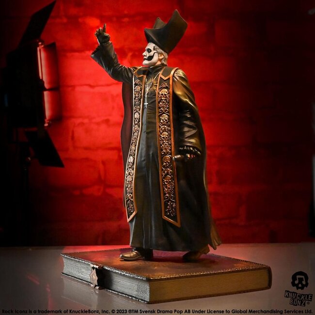 Ghost Rock Iconz Statue 1/9 Papa Emeritus IV (Schwarze Roben) 22 cm