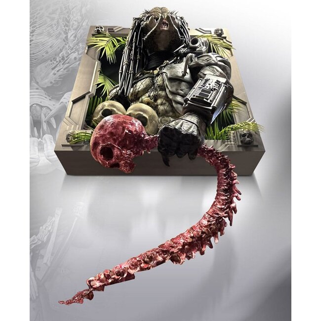 Predator Life-Size Wall Sculpture Predator 45 x 81 x 94 cm