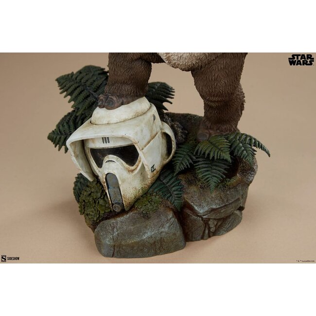 Star Wars: Episode VI - Return of the Jedi Premium Format Statue Wicket 46 cm