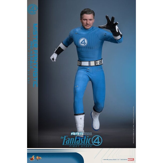 The Fantastic Four: First Steps Movie Masterpiece Action Figure 2-Pack 1/6 Mister Fantastic & H.E.R.B.I.E. 30 cm