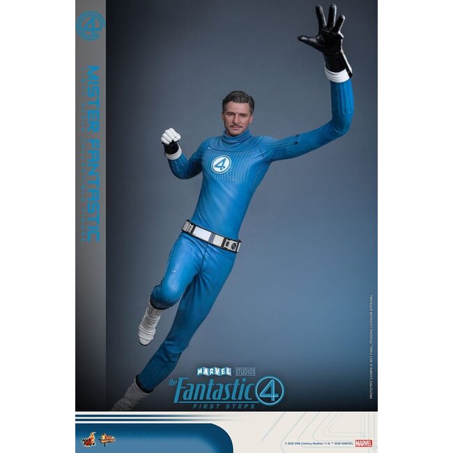 The Fantastic Four: First Steps Movie Masterpiece Action Figure 1/6 Mister Fantastic 30 cm