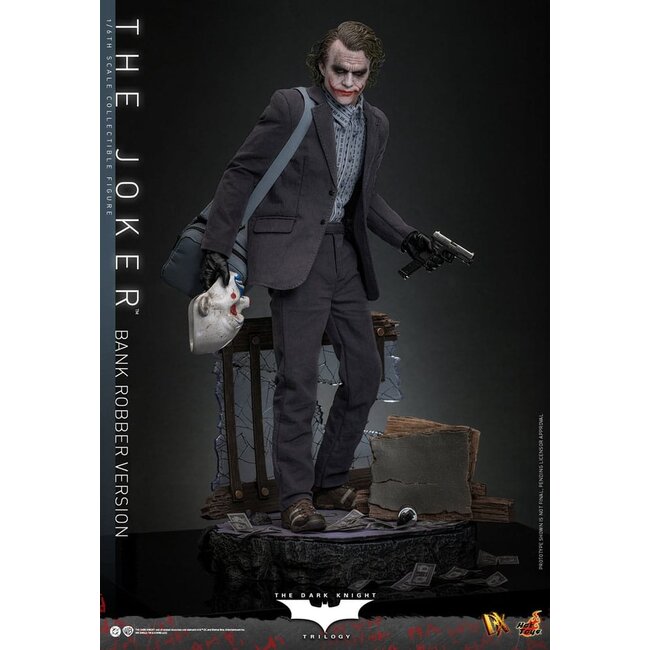 The Dark Knight DX Action Figure 1/6 The Joker (Bank Robber Version) 30 cm