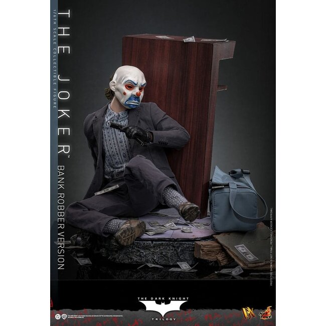 The Dark Knight DX Actionfigur 1/6 Der Joker (Bankräuber-Version) 30 cm