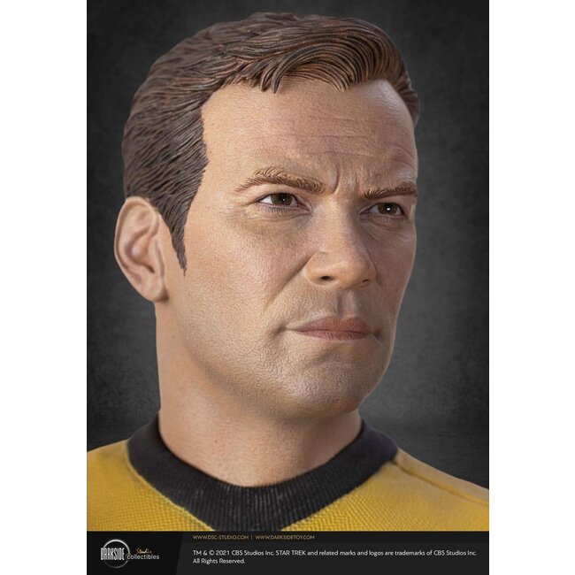 Star Trek Museum Statue 1/3 Captain James T. Kirk 64 cm