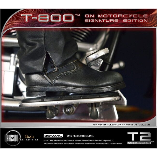 Terminator 2 Statue T-800 auf Motorrad, limitierte Signature Edition, 70 cm