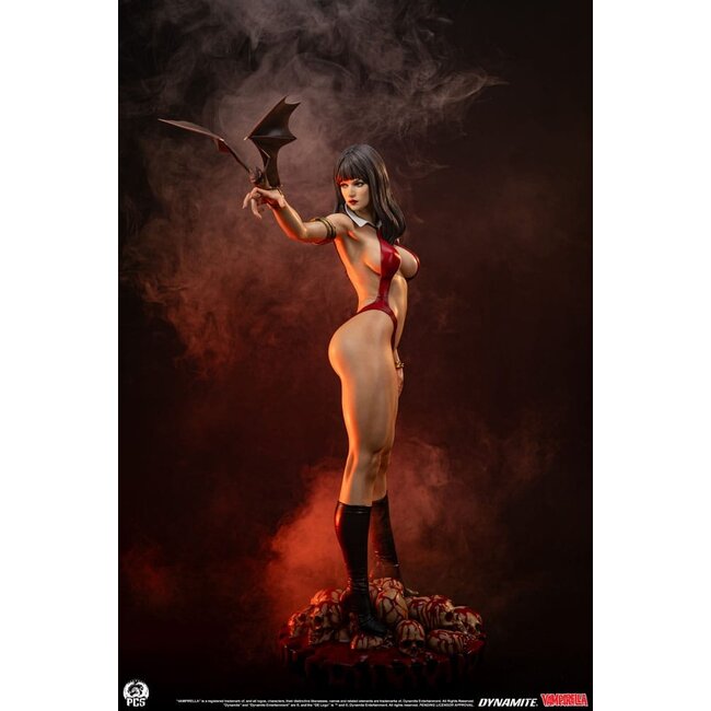 Vampirella Statue 1/2 Vampirella 112 cm