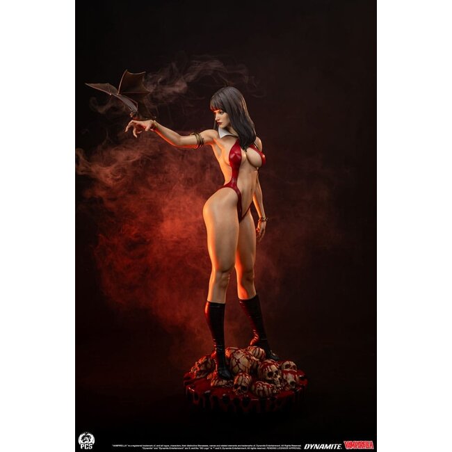 Vampirella Statue 1/2 Vampirella 112 cm