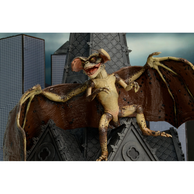 Gremlins 2 Deluxe Action Figure Bat Gremlin 15 cm