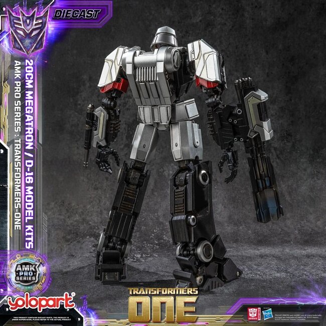 Transformers: Generation One AMK Pro Series Plastic Model Kit D-16/Megatron Final Form 20 cm