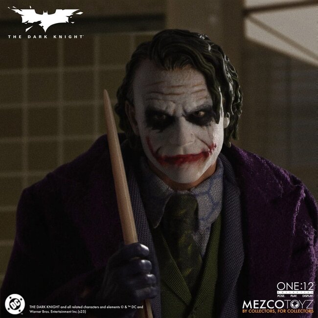 The Dark Knight Actionfigur 1/12 Joker 17 cm