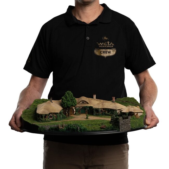 Herr der Ringe-Statue, Gasthaus „Der Grüne Drache“