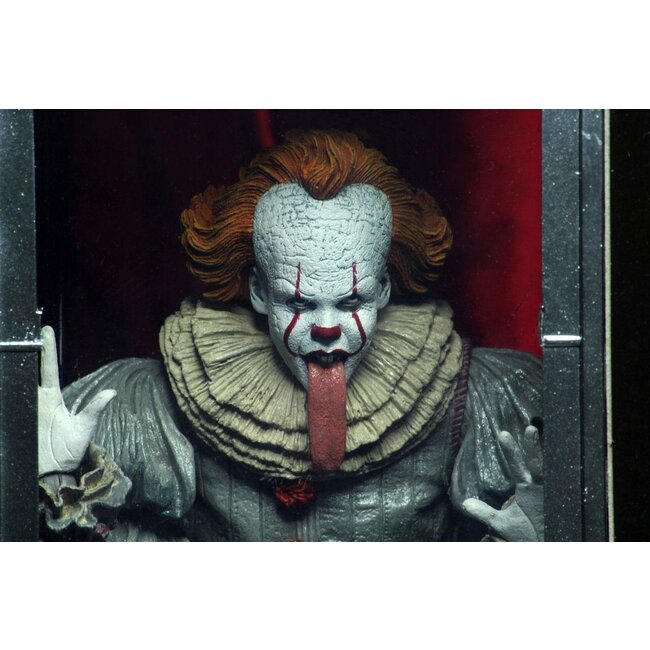 It Chapter Two Action Figure Ultimate Pennywise 18 cm
