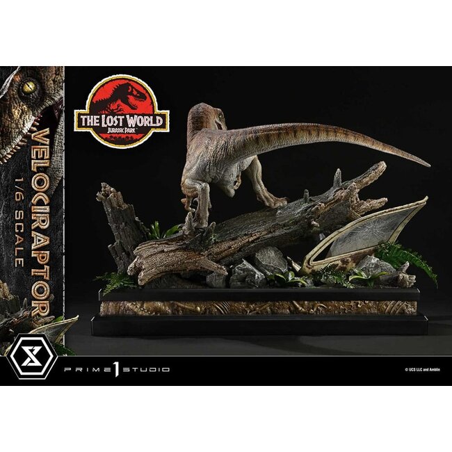 Jurassic Park II Legacy Museum Collection Statue 1/6 Velociraptor 41 cm