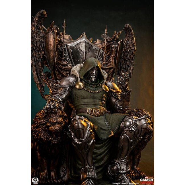 Marvel Rivals Gamerverse Statue 1/3 Dr. Doom 69 cm